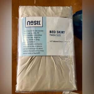 NWT NESTl 14”  Tan Tailored Pleated Bed Skirt 39” x 75”